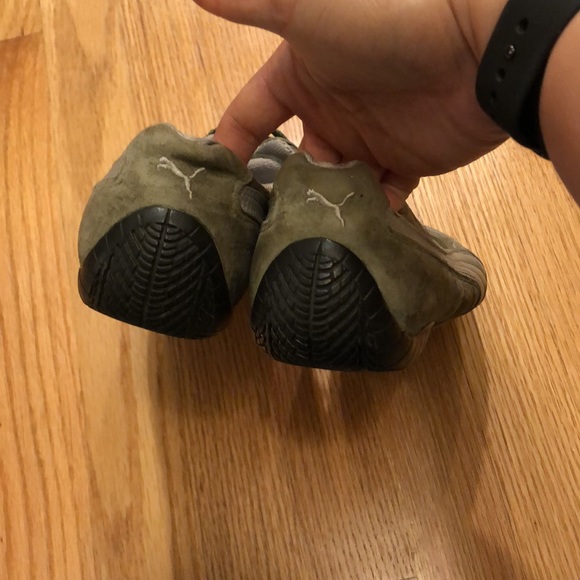 Woman’s Sz 7 Puma Speedcat Racing Shoes in Sage Green and Silver - Picture 4 of 14